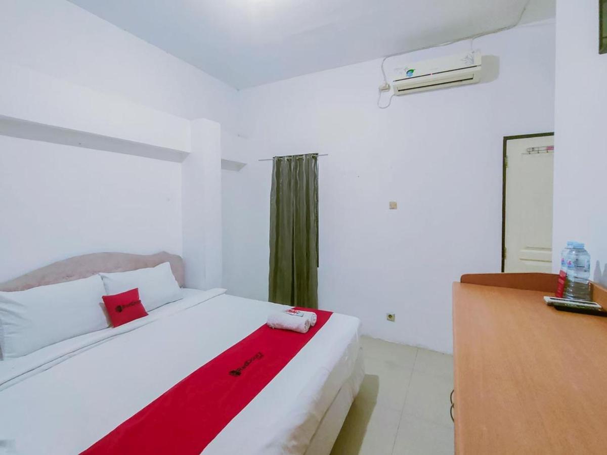 Hotel Reddoorz Syariah At Jemursari Surabaja Exteriér fotografie